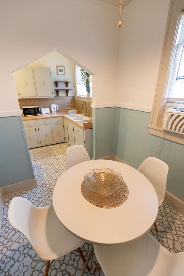 Historic Revival Midtown Memphis Duplex 64 Yes Pets Fast Wifi Free Parking Villa Екстериор снимка